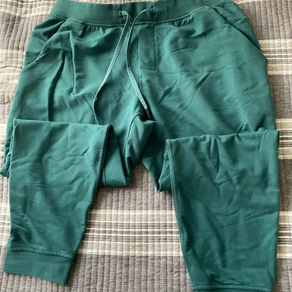 Lululemon joggers